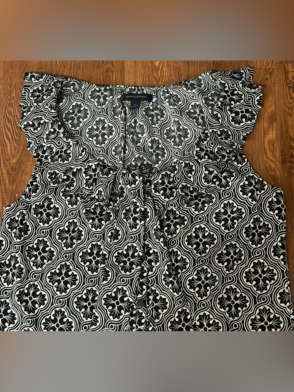 Women’s Sleeveless Blouse by Banana Republic - Size Medium - Ruffle Accents - Picture 2 of 6